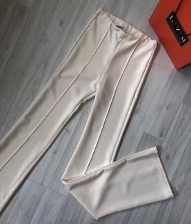 Брюки с высокой талией