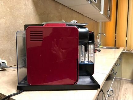 Кофемашина капсульная DeLonghi EN 550.R