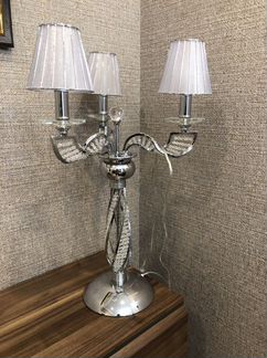 Лампа настольная