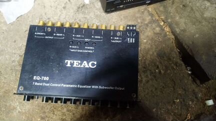 Teac EQ-700 7-полосный параметрический эквалайзер