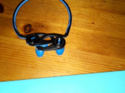 Plantronics backbeat fit одно ухо