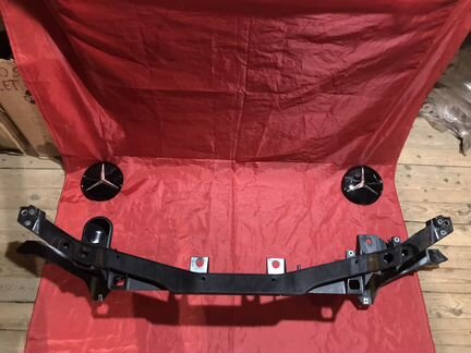 Панель передняя Mercedes W447