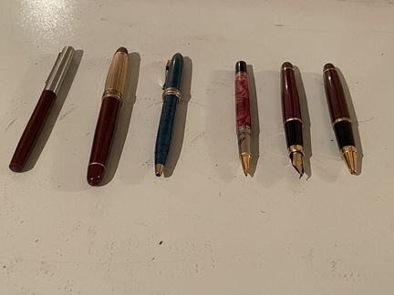 Ручки перьевые и шариковые