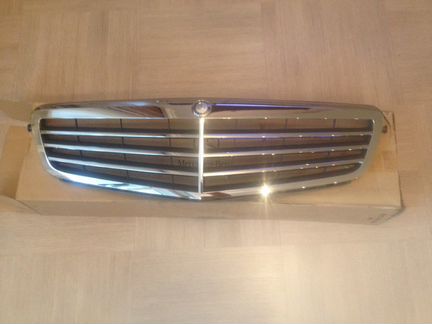 Решетка радиатора мерседес 204